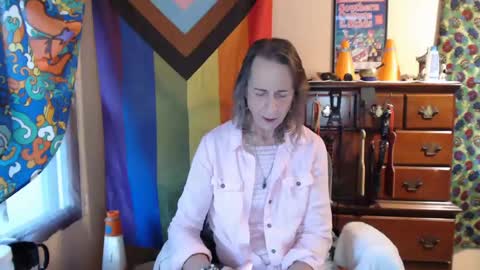 twocumkerry online show from August 6, 1:46 pm