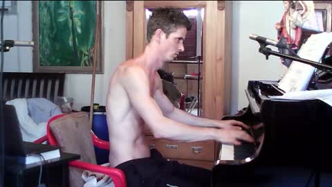 Snapshot of twoforallprivate chatting on February 17, 7:10 pm TobeBritta online show from February 17, 7:10 pm