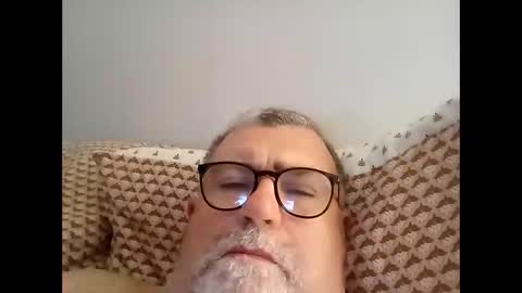 twohats2810 online show from March 12, 10:38 pm