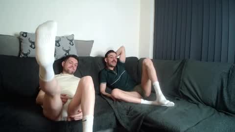 Snapshot of twotwinkhusbands chatting on April 25, 8:17 pm RyanRowan online show from April 25, 8:17 pm