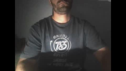Snapshot of txiki92 chatting on October 16, 6:36 am txiki92 online show from October 16, 6:36 am