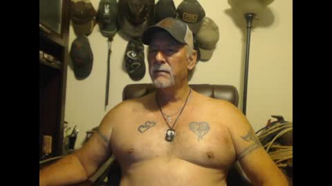Snapshot of txlobo60 chatting on July 22, 12:57 am txlobo60 online show from July 22, 12:57 am