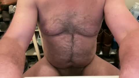 Snapshot of txswimmer1970 chatting on March 5, 2:46 am txswimmer1970 online show from March 5, 2:46 am