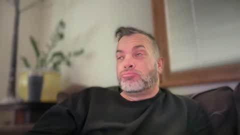 TylerDavid online show from May 1, 6:01 pm