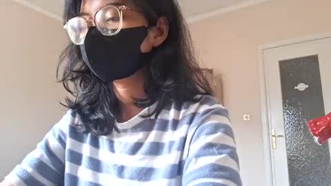 Snapshot of tyaca7748 chatting on February 28, 12:28 pm tyaca7748 online show from February 28, 12:28 pm