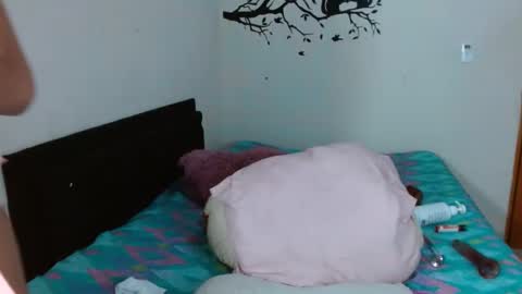 Snapshot of tyfanny19 chatting on January 31, 1:22 am tyfanny19 online show from January 31, 1:22 am