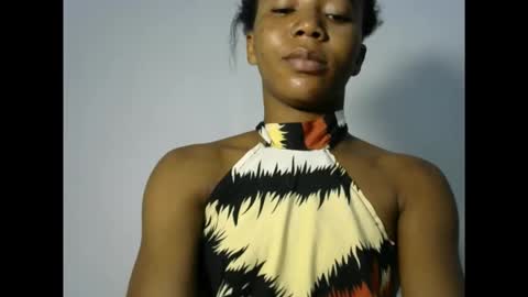 Snapshot of tylaluv chatting on October 8, 12:52 am Jelena online show from October 8, 12:52 am