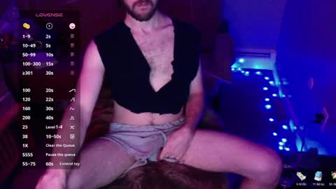 Snapshot of tyler4478 chatting on June 3, 8:25 pm tyler4478 online show from June 3, 8:25 pm