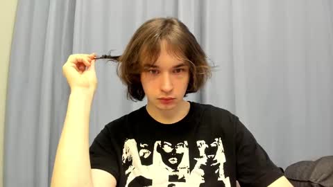 Snapshot of tyler__johnson chatting on January 18, 6:53 pm Tyler  johnson online show from January 18, 6:53 pm
