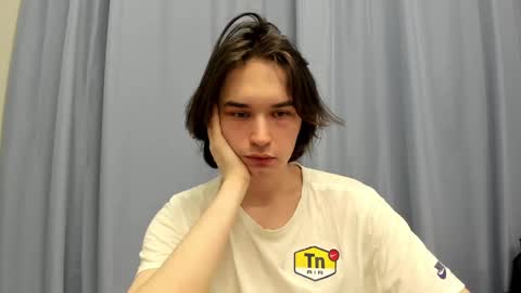 Snapshot of tyler__johnson chatting on January 23, 10:11 pm Tyler  johnson online show from January 23, 10:11 pm