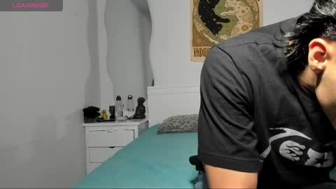tyler_axel online show from May 11, 1:44 am