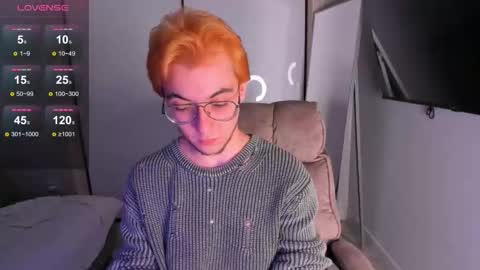 Snapshot of tyler_bergg chatting on September 28, 10:48 pm tyler berg online show from September 28, 10:48 pm