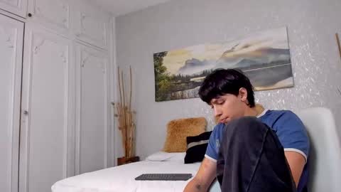 Tyler online show from November 7, 3:06 am