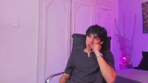 Snapshot of tyler_durtenn chatting on July 13, 2:58 am Tyler online show from July 13, 2:58 am
