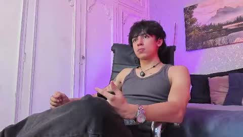 Snapshot of tyler_durtenn chatting on July 23, 2:42 am Tyler online show from July 23, 2:42 am