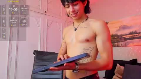 Snapshot of tyler_durtenn chatting on August 3, 9:04 am Tyler online show from August 3, 9:04 am