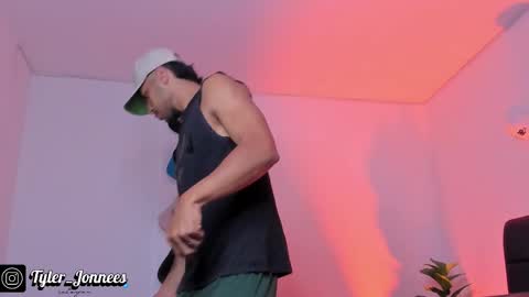 Tyler online show from October 21, 10:43 pm