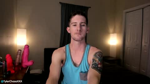 Snapshot of tylerchasexxx chatting on September 19, 11:05 pm Tyler Chase online show from September 19, 11:05 pm