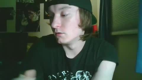 Snapshot of tylerdude5612 chatting on March 6, 3:25 am Tylerdude56128 online show from March 6, 3:25 am