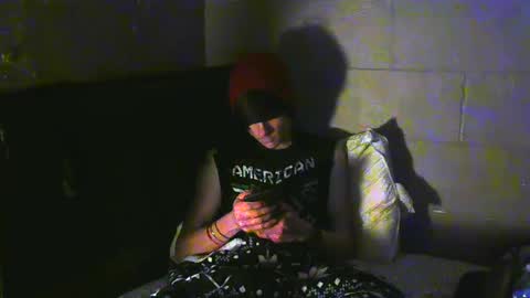 Snapshot of tylerlee199169 chatting on December 2, 3:58 am Tyler online show from December 2, 3:58 am