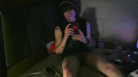 Snapshot of tylerlee199169 chatting on January 7, 5:01 am Tyler online show from January 7, 5:01 am