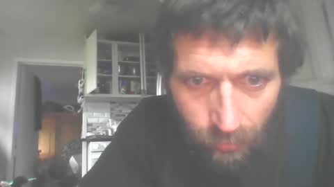 Snapshot of tylerweist727678265 chatting on December 20, 8:27 pm tylerweist727678265 online show from December 20, 8:27 pm