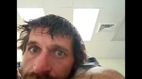 Snapshot of tylerweist727678265 chatting on February 9, 8:51 am tylerweist727678265 online show from February 9, 8:51 am