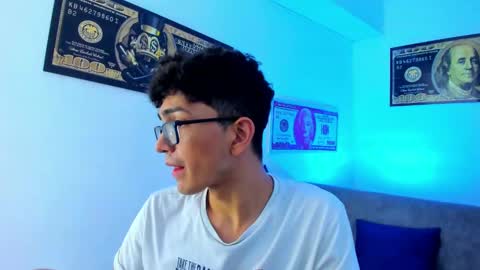   online show from January 10, 7:04 am