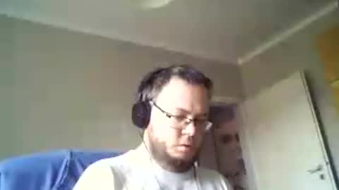 Snapshot of tyradi1991 chatting on July 18, 5:17 pm tyradi1991 online show from July 18, 5:17 pm