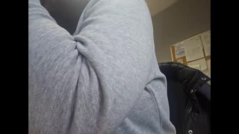 Snapshot of tyroneall chatting on February 19, 2:01 pm tyroneall online show from February 19, 2:01 pm