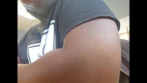 Snapshot of tyroneall chatting on September 9, 12:37 pm tyroneall online show from September 9, 12:37 pm