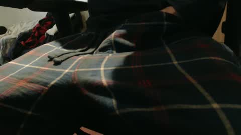 Snapshot of tyson2525 chatting on December 3, 7:33 pm Helena and Tyson online show from December 3, 7:33 pm