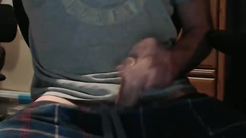 Snapshot of tyson2525 chatting on December 17, 4:24 pm Helena and Tyson online show from December 17, 4:24 pm