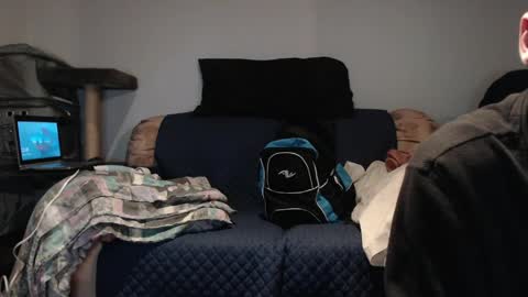 Snapshot of tyson2525 chatting on March 29, 3:39 am Helena and Tyson online show from March 29, 3:39 am