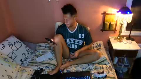 Snapshot of tysonhotswe chatting on July 13, 8:44 pm Dennis Nadarevic online show from July 13, 8:44 pm