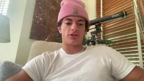 Snapshot of tyy0ung chatting on July 12, 3:14 pm tyy0ung online show from July 12, 3:14 pm