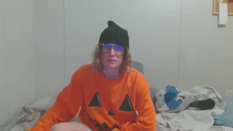 Snapshot of tyyyler93 chatting on February 23, 3:13 am TylerAlternative online show from February 23, 3:13 am