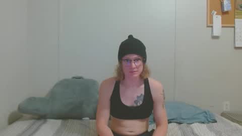 Snapshot of tyyyler93 chatting on February 25, 6:03 am TylerAlternative online show from February 25, 6:03 am