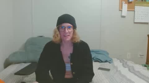 Snapshot of tyyyler93 chatting on February 28, 4:21 am TylerAlternative online show from February 28, 4:21 am