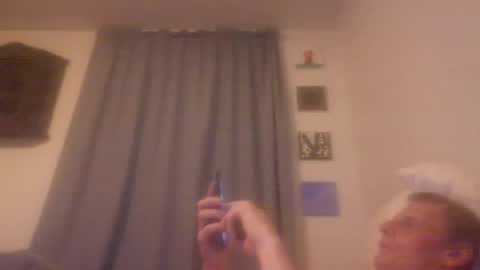 Snapshot of u2232739082 chatting on June 12, 2:21 am u2232739082 online show from June 12, 2:21 am
