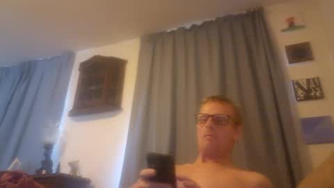 Snapshot of u2232739082 chatting on June 18, 12:53 pm u2232739082 online show from June 18, 12:53 pm