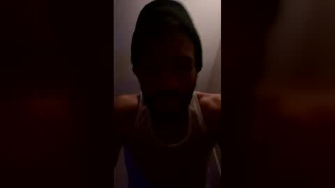 ucanthandleme1988 online show from May 5, 2:52 am
