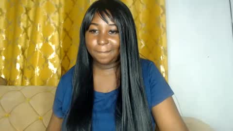 Snapshot of uche_ chatting on June 14, 8:00 pm Uche online show from June 14, 8:00 pm