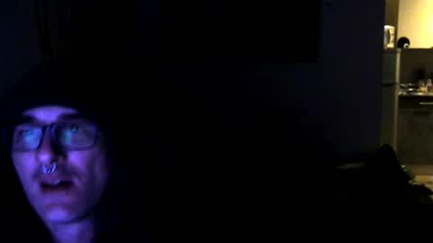 Snapshot of ucloudd chatting on May 1, 1:43 am ucloudd online show from May 1, 1:43 am