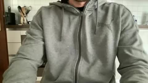 Snapshot of uddupugg chatting on April 2, 1:42 pm uddupugg online show from April 2, 1:42 pm