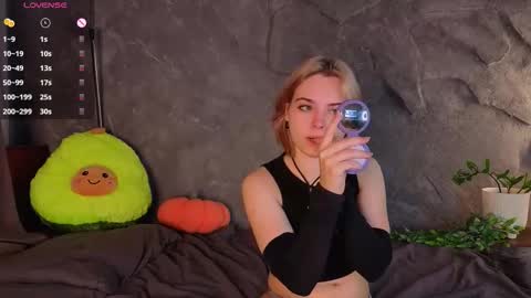 Polly online show from November 30, 3:16 pm