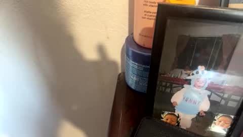 uesus online show from January 12, 6:13 pm