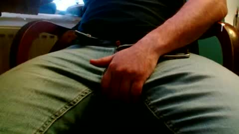 ukclive online show from October 20, 3:56 pm