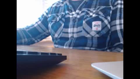 ukclive online show from December 16, 9:25 am