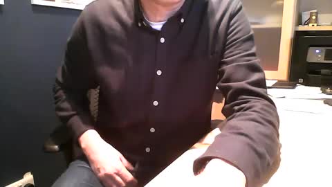 Snapshot of ukshowall chatting on January 23, 8:04 am mark online show from January 23, 8:04 am